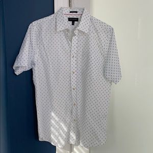 Banana Republic Golf Short Sleeve Button Up